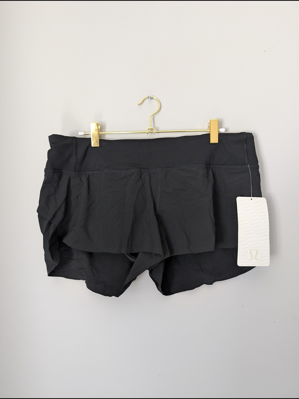NWT Lululemon Black Women's Run Speed Short SE with Built-In Liner